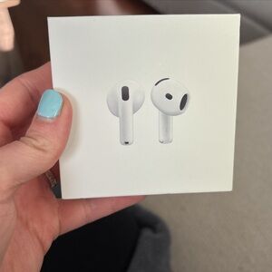 AirPods 4 NWT Never opened!